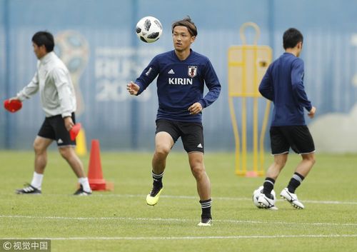 日本足球青训26种球感练习